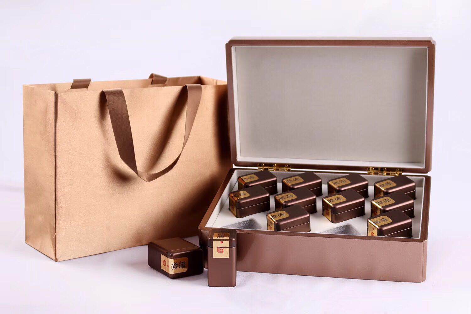 盛大茶2006年古树班章12泡装金版礼盒